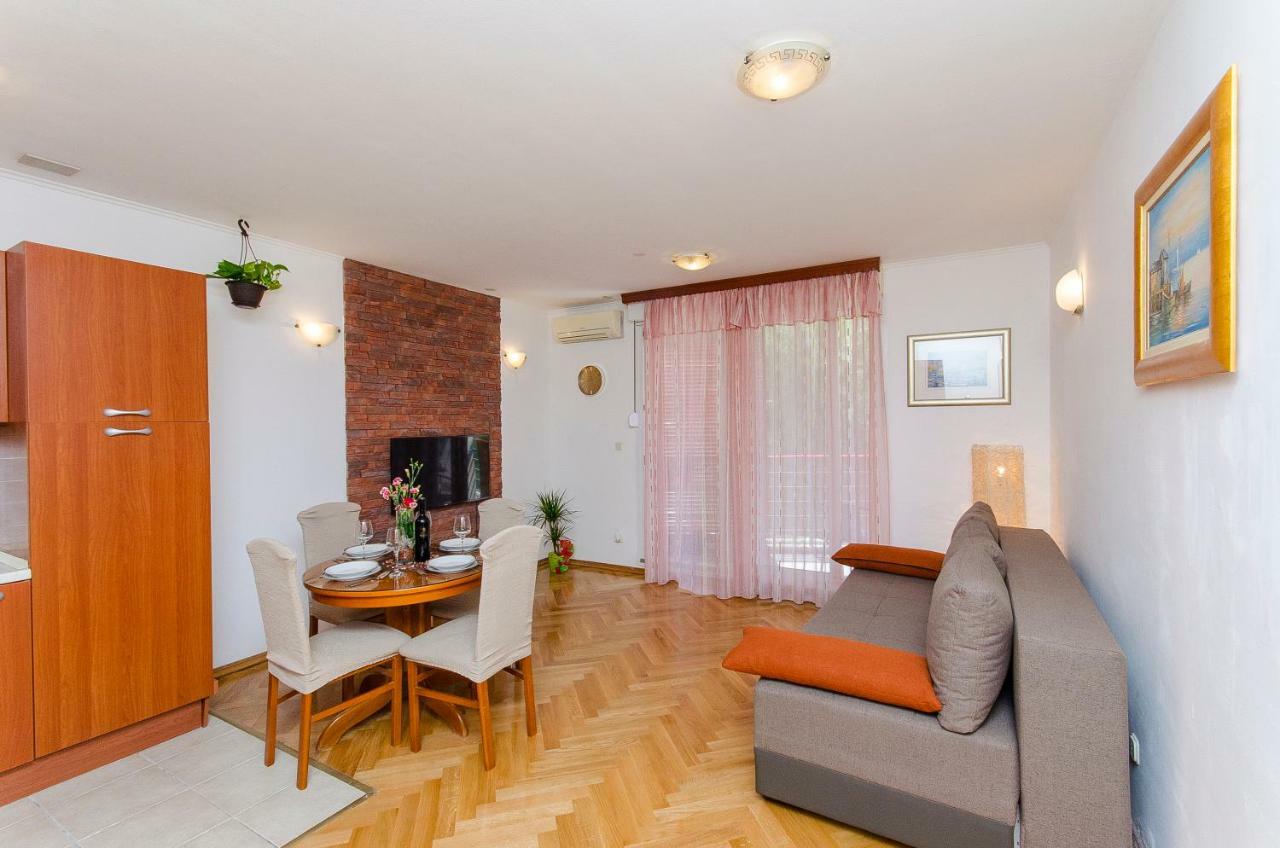 Apartment Lucija سبليت المظهر الخارجي الصورة
